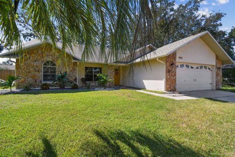 House in New Port Richey, Florida 3 bedrooms, 182.55 sq.m. № 1401985 - photo 2