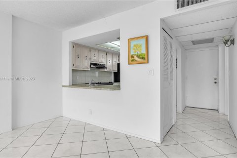 Copropriété à vendre à Oakland Park, Floride: 1 chambre, 69.68 m2 № 868272 - photo 16