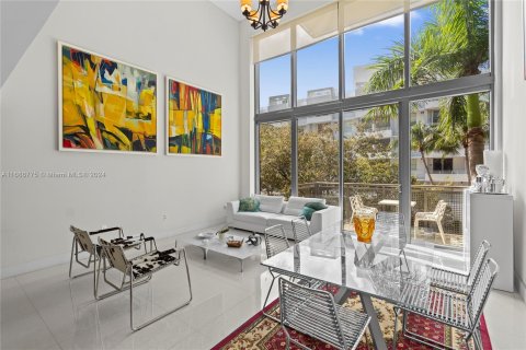 Condo in Miami Beach, Florida, 2 bedrooms  № 1431317 - photo 26