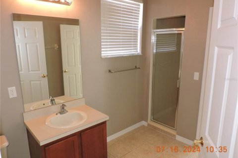 House in Winter Garden, Florida 5 bedrooms, 295.34 sq.m. № 1386355 - photo 9