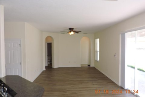 House in Winter Garden, Florida 5 bedrooms, 295.34 sq.m. № 1386355 - photo 6