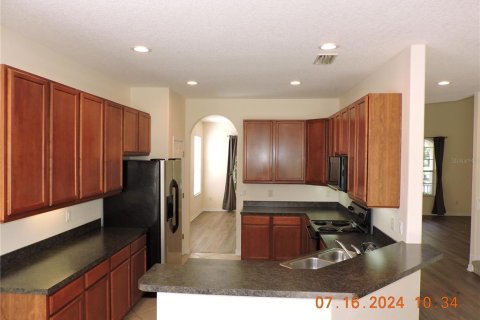 House in Winter Garden, Florida 5 bedrooms, 295.34 sq.m. № 1386355 - photo 5