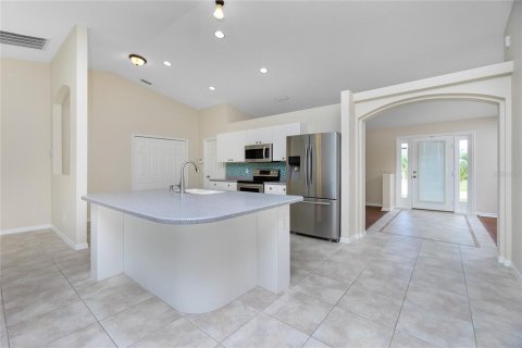 Casa en venta en Port Charlotte, Florida, 3 dormitorios, 187.66 m2 № 1386354 - foto 13