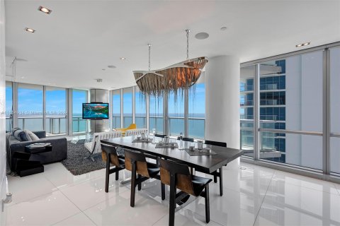 Copropriété à louer à Sunny Isles Beach, Floride: 4 chambres, 230.86 m2 № 1368866 - photo 8