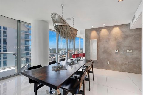 Copropriété à louer à Sunny Isles Beach, Floride: 4 chambres, 230.86 m2 № 1368866 - photo 11