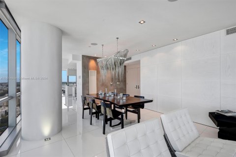 Copropriété à louer à Sunny Isles Beach, Floride: 4 chambres, 230.86 m2 № 1368866 - photo 12