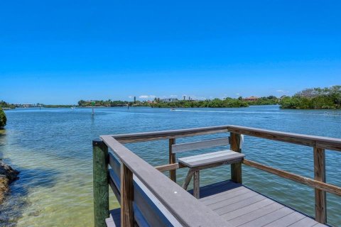 Condominio en alquiler en Sarasota, Florida, 2 dormitorios, 86.31 m2 № 214944 - foto 19