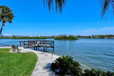 Copropriété à louer à Sarasota, Floride: 2 chambres, 86.31 m2 № 214944 - photo 17