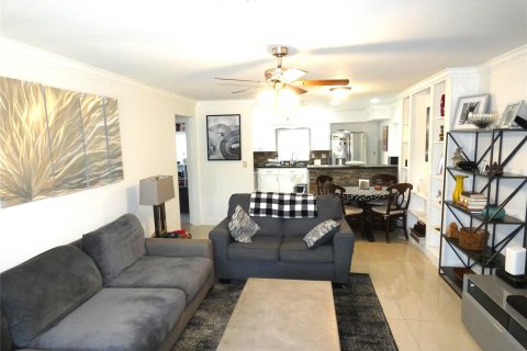 House in Fort Lauderdale, Florida 3 bedrooms, 154.4 sq.m. № 939036 - photo 30