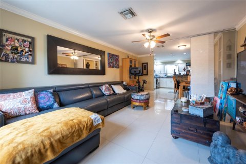 Casa en venta en Fort Lauderdale, Florida, 3 dormitorios, 154.4 m2 № 939036 - foto 13