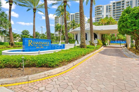 Condominio en venta en Hollywood, Florida, 3 dormitorios, 188.13 m2 № 1216417 - foto 26