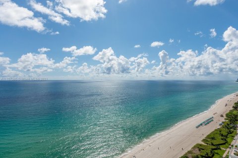 Copropriété à louer à Sunny Isles Beach, Floride: 2 chambres, 150.78 m2 № 10753 - photo 21