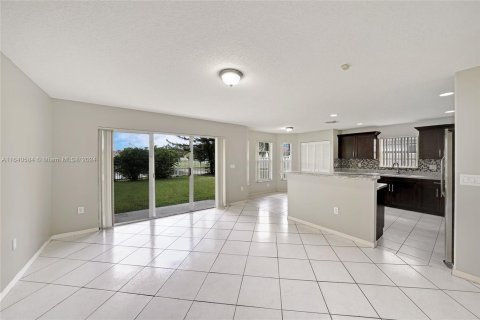 Casa en venta en Sunrise, Florida, 4 dormitorios, 209.77 m2 № 1316220 - foto 8