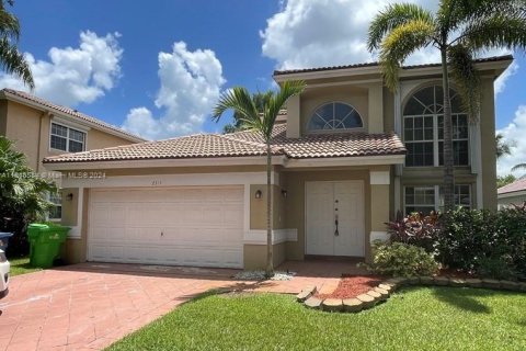 Casa en venta en Sunrise, Florida, 4 dormitorios, 209.77 m2 № 1316220 - foto 1