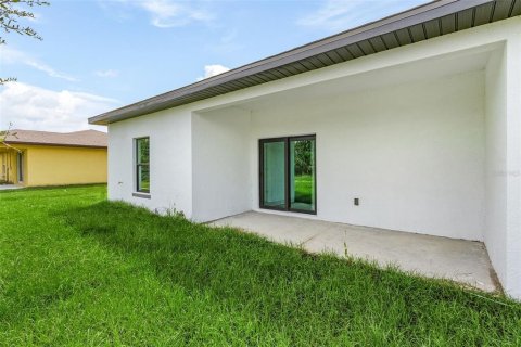 Купить коммерческую недвижимость в Пунта-Горда, Флорида 12 спален, 232.26м2, № 1166537 - фото 27