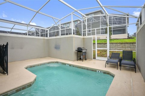 Townhouse in Four Corners, Florida 5 bedrooms, 201.32 sq.m. № 1346234 - photo 2