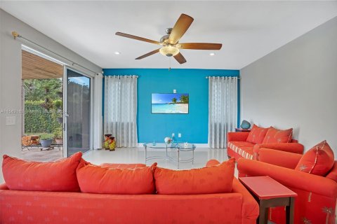 Villa ou maison à vendre à Homestead, Floride: 6 chambres, 356.19 m2 № 1096839 - photo 26