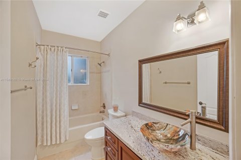 Villa ou maison à vendre à Homestead, Floride: 6 chambres, 356.19 m2 № 1096839 - photo 7