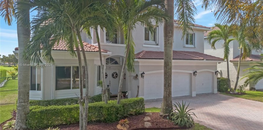 Villa ou maison à Homestead, Floride 6 chambres, 356.19 m2 № 1096839