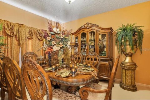 Villa ou maison à vendre à Kissimmee, Floride: 4 chambres, 241.17 m2 № 1364679 - photo 7