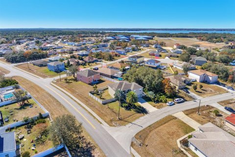 Villa ou maison à vendre à Kissimmee, Floride: 4 chambres, 241.17 m2 № 1364679 - photo 4