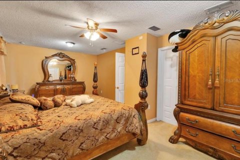 Villa ou maison à vendre à Kissimmee, Floride: 4 chambres, 241.17 m2 № 1364679 - photo 9