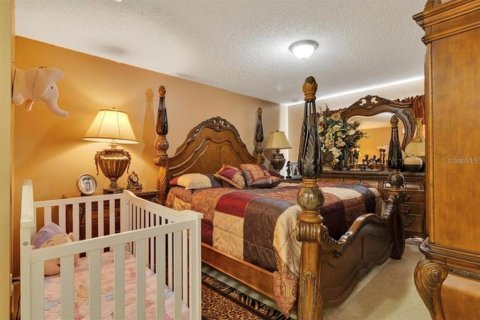 Villa ou maison à vendre à Kissimmee, Floride: 4 chambres, 241.17 m2 № 1364679 - photo 18