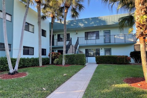 Copropriété à vendre à Delray Beach, Floride: 2 chambres, 102.19 m2 № 1410908 - photo 2