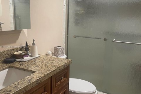 Condo in Delray Beach, Florida, 2 bedrooms  № 1410908 - photo 26