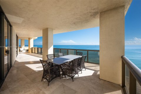 Condo in Sunny Isles Beach, Florida, 3 bedrooms  № 1410910 - photo 22