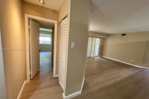 Copropriété à vendre à Miami, Floride: 3 chambres, 110.55 m2 № 1379044 - photo 1