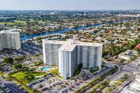 Condo in Fort Lauderdale, Florida, 2 bedrooms  № 1179800 - photo 15