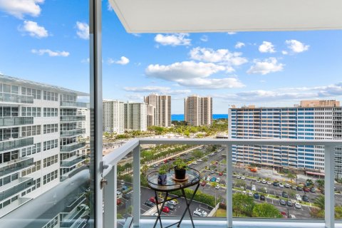 Condo in Fort Lauderdale, Florida, 2 bedrooms  № 1179800 - photo 19