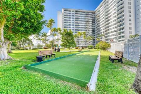 Condo in Fort Lauderdale, Florida, 2 bedrooms  № 1179800 - photo 11