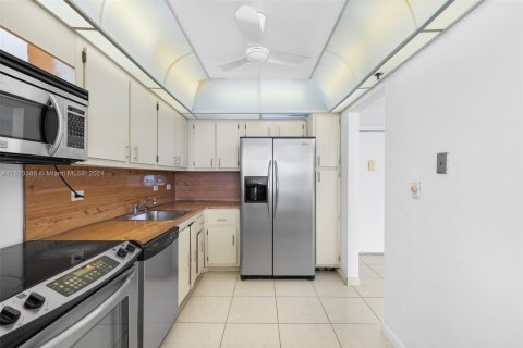 Купить кондоминиум в Авентура, Флорида 2 спальни, 112.78м2, № 981198 - фото 5