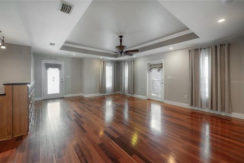 Villa ou maison à vendre à Tampa, Floride: 3 chambres, 125.33 m2 № 1389130 - photo 8