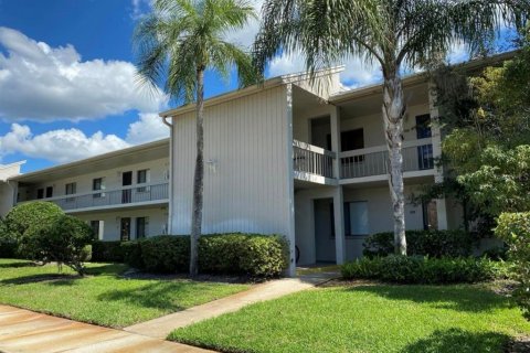 Condo in Oldsmar, Florida, 2 bedrooms  № 1394045 - photo 21