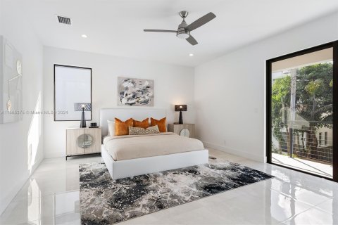 Adosado en venta en Fort Lauderdale, Florida, 3 dormitorios, 240.15 m2 № 1101615 - foto 11