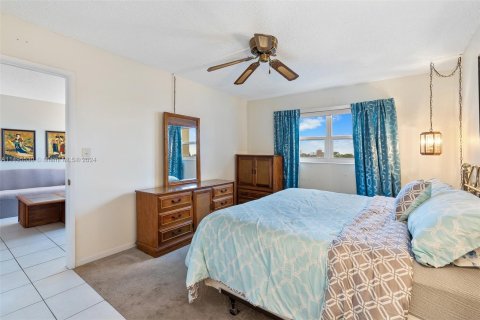 Copropriété à vendre à Pompano Beach, Floride: 2 chambres, 100.33 m2 № 924618 - photo 14