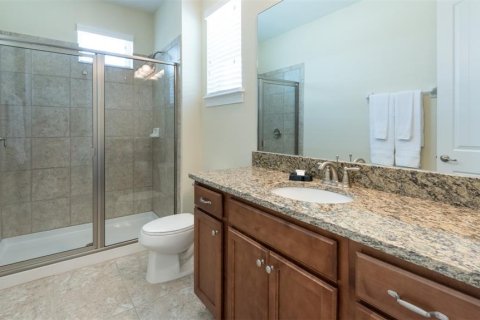 Casa en venta en Kissimmee, Florida, 10 dormitorios, 439.71 m2 № 1255654 - foto 24