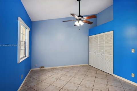 Touwnhouse à vendre à Dania Beach, Floride: 3 chambres, 124.4 m2 № 1380204 - photo 6