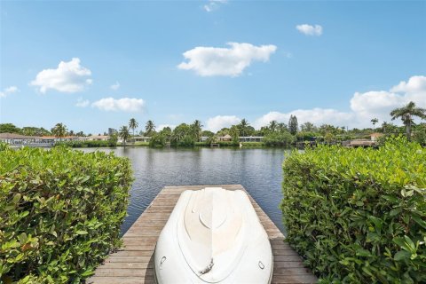 Villa ou maison à vendre à Miami, Floride: 6 chambres, 321.63 m2 № 1380184 - photo 23