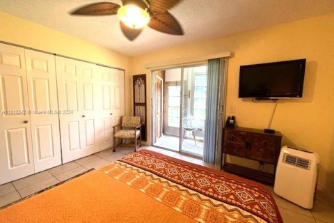 Condo in Deerfield Beach, Florida, 1 bedroom  № 1239549 - photo 16