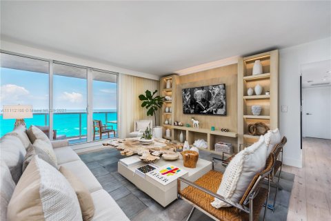 Apartment in Miami Beach, Florida 3 bedrooms, 194.35 sq.m. № 2583 - photo 2