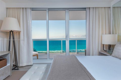 Apartamento en alquiler en Miami Beach, Florida, 3 dormitorios, 156.73 m2 № 2579 - foto 11
