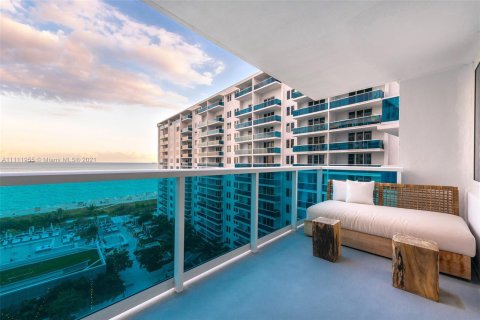 Apartamento en alquiler en Miami Beach, Florida, 3 dormitorios, 156.73 m2 № 2579 - foto 21