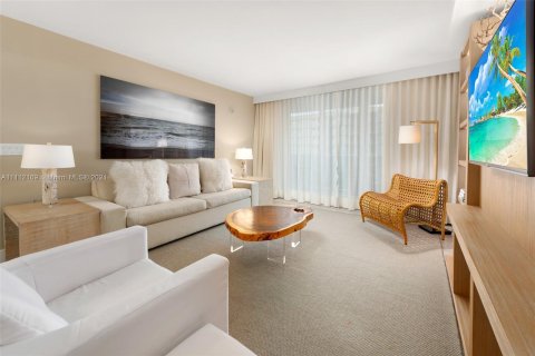 Apartamento en alquiler en Miami Beach, Florida, 1 dormitorio, 72.93 m2 № 2581 - foto 5