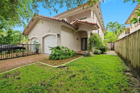 Adosado en venta en Miami, Florida, 3 dormitorios, 195.09 m2 № 1399132 - foto 1