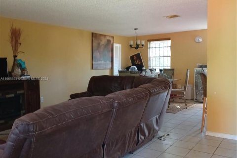 Купить виллу или дом в Джэксонвилл, Флорида 2 спальни, 98.85м2, № 1103687 - фото 9
