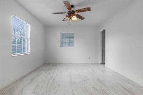 Casa en venta en Oviedo, Florida, 3 dormitorios, 89.84 m2 № 1398690 - foto 14